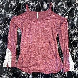 Long sleeve cold shoulder
